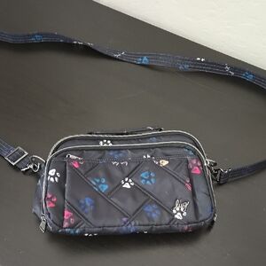 Lug Scoop SE Crossbody Bag Paw Print Design Accordion Foldout Center Card Slots
